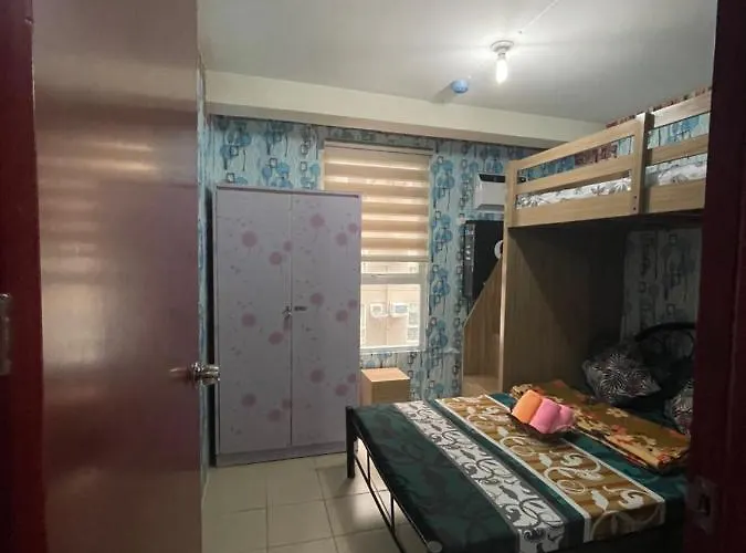 Kachada Condotel Urban Deca 旅馆 *